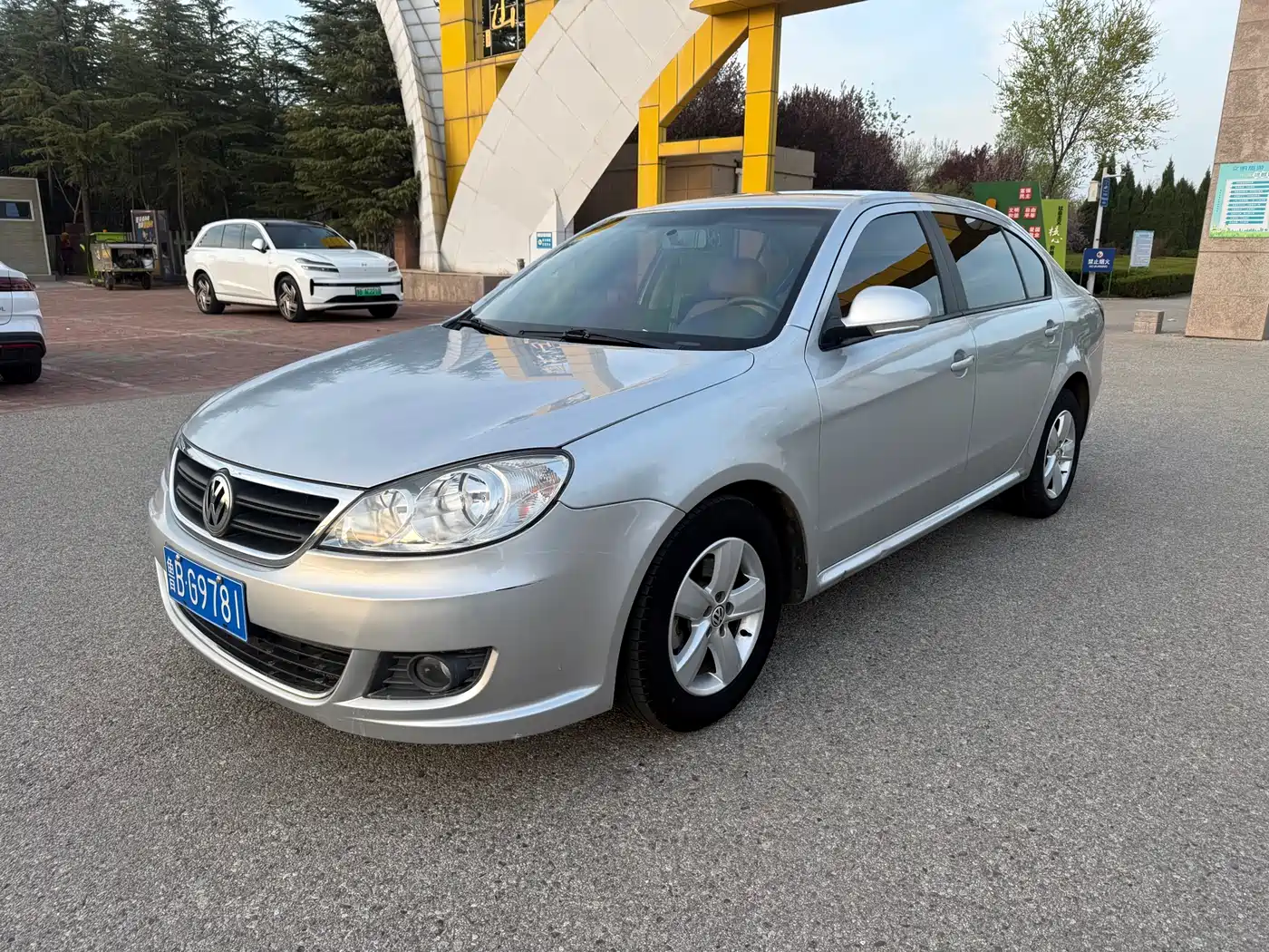 Volkswagen Lavida 2013 1.6L Manual Trend Edition