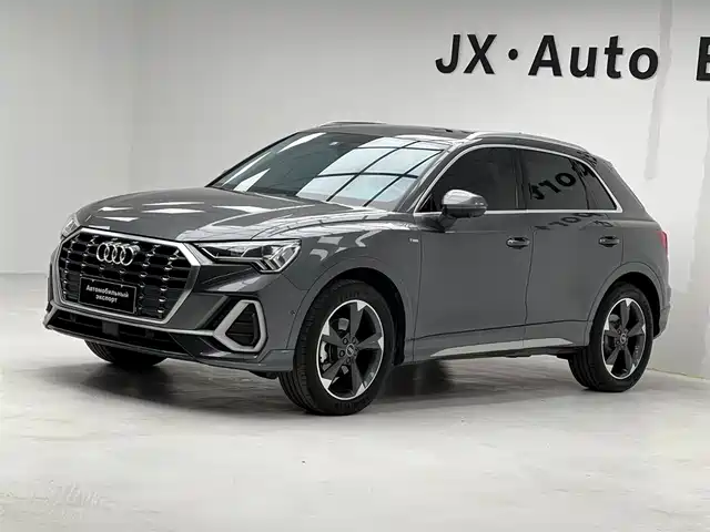 Audi Q3 35 TFSI, Стиль Драйв