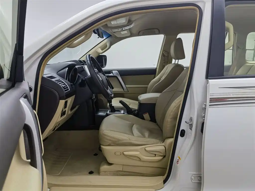 Toyota Prado 2016 3.5L Auto TX фото 10