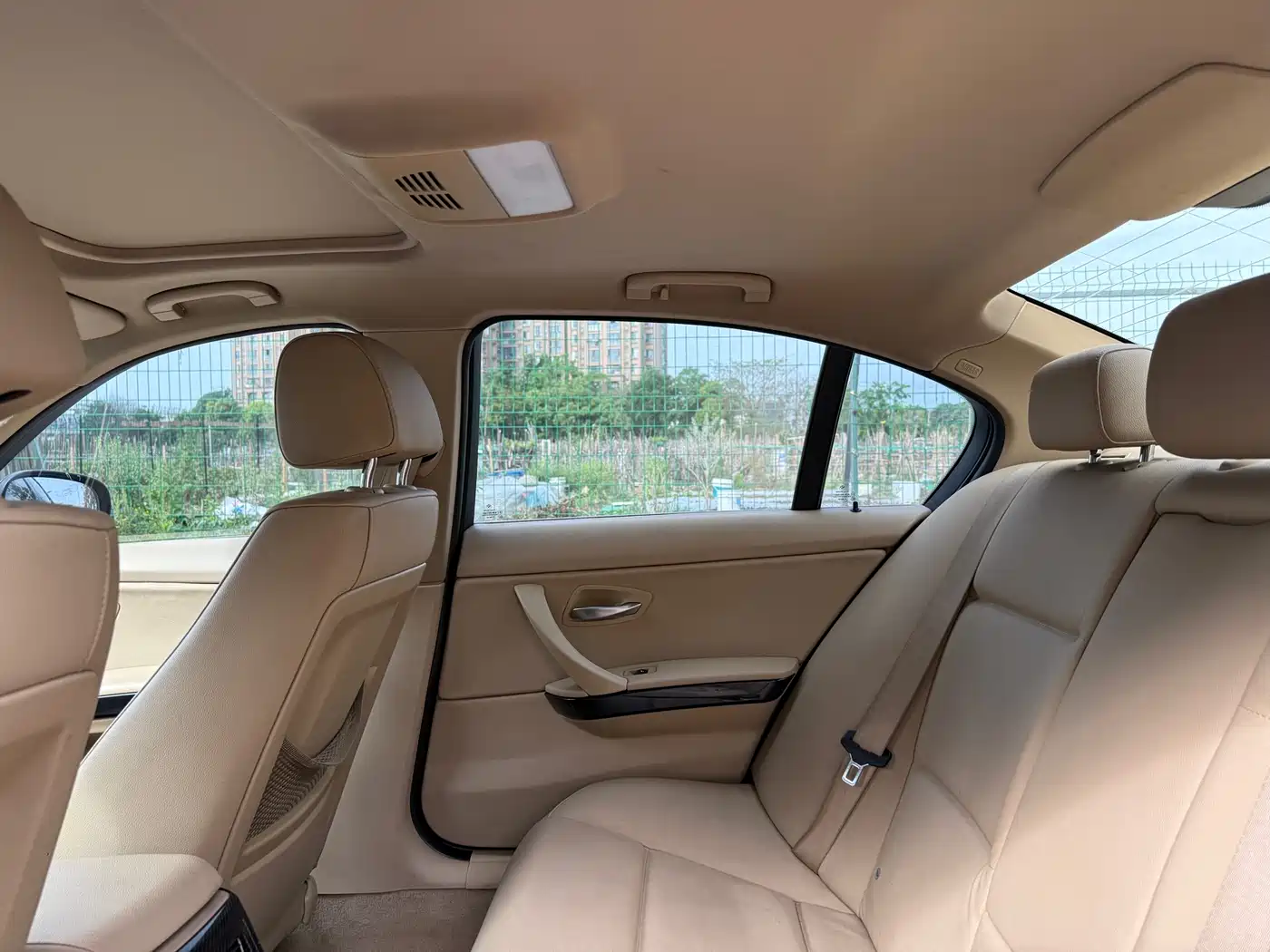 BMW 3 Series (Import) 2012 318i Leading фото 14