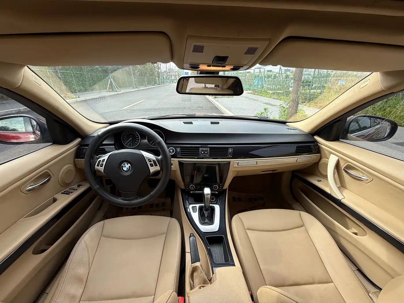 BMW 3 Series (Import) 2012 318i Leading фото 13