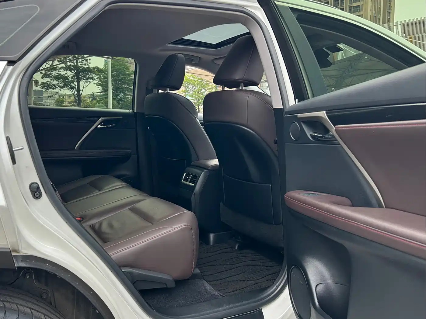 Lexus RX 2020 Facelift 300 2WD Comfort Edition фото 11