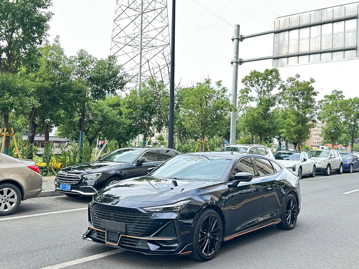  Changan Changan UNI-V 2022 1.5T Sport Edition