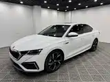 Фото 3 - Škoda Octavia