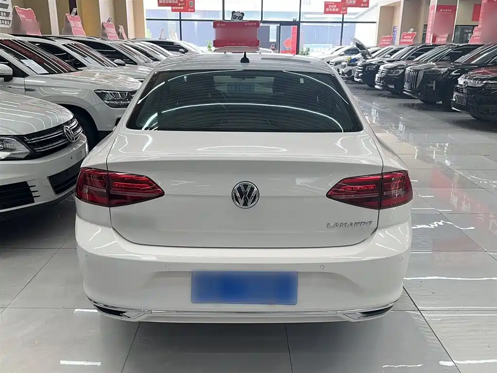 Volkswagen Lamando 2021 280TSI DSG Comfort Edition фото 15