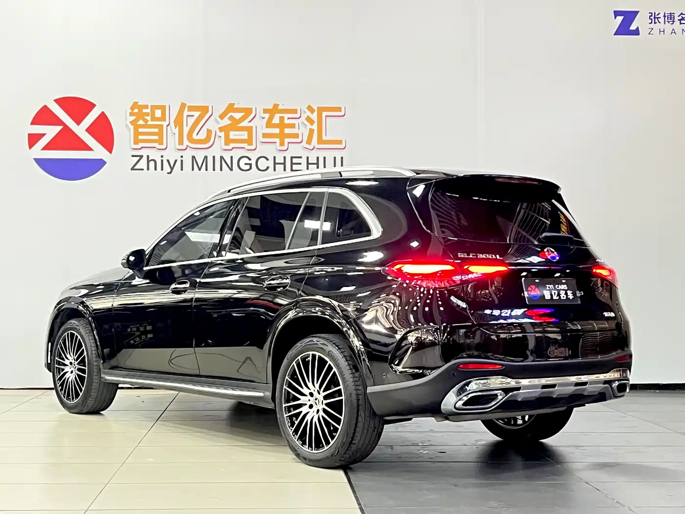 Mercedes-Benz GLC 2024 GLC 300 L 4MATIC Luxury 7-seater фото 5