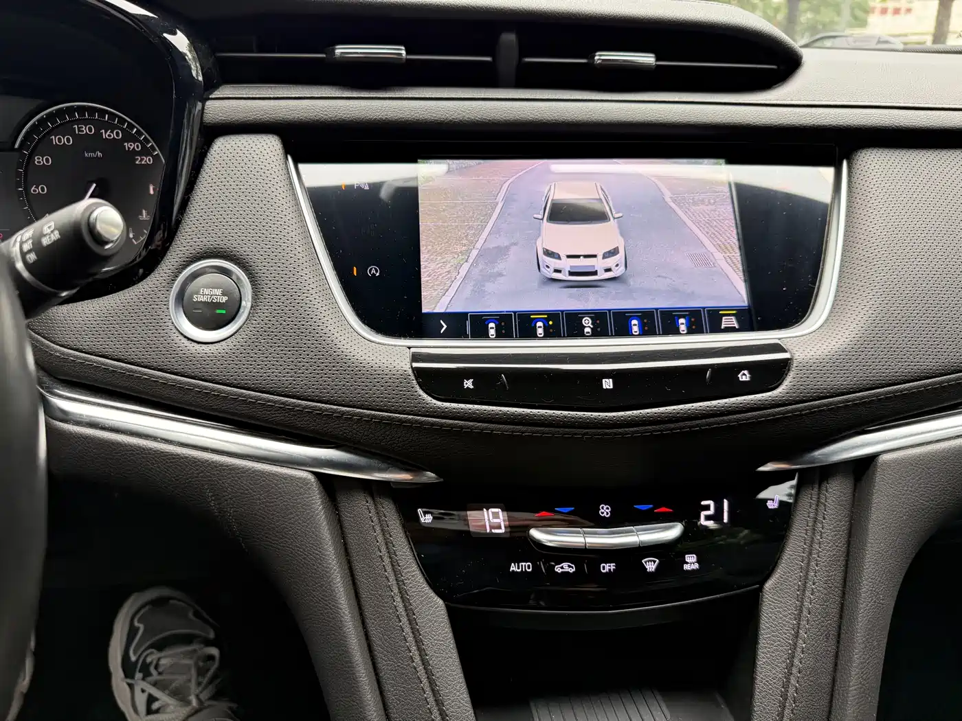 Cadillac XT5 2021 28T Luxury фото 16