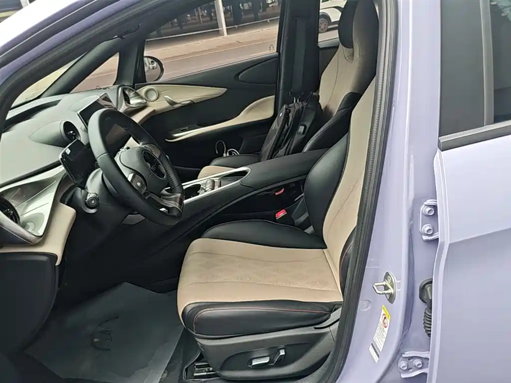 BYD Dolphin 2024 Glory Edition 420km Fashion Edition фото 15