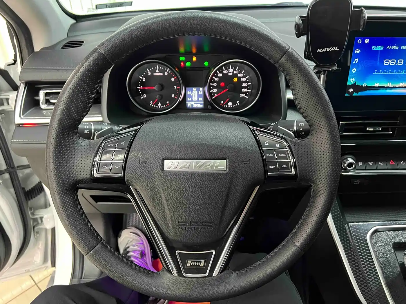 Haval M6 2021 PLUS 1.5T DCT Luxury Smart Connect фото 11
