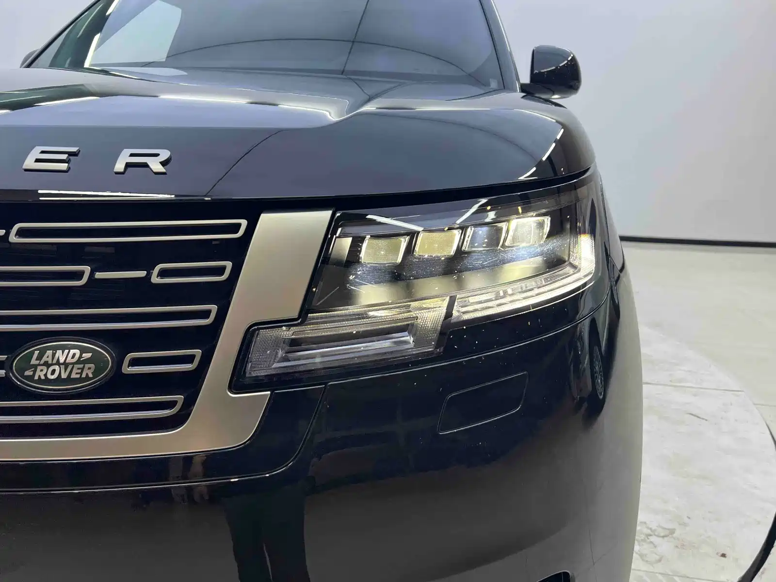 صورة 7 - Land Rover Range Rover