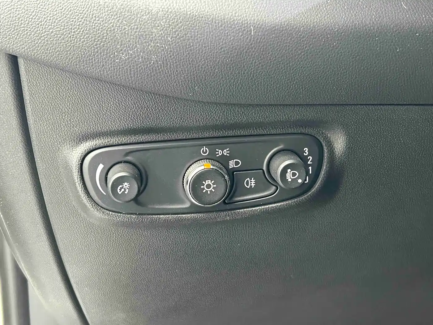 Chevrolet Equinox 2018 535T Automatic Frontier Edition фото 12