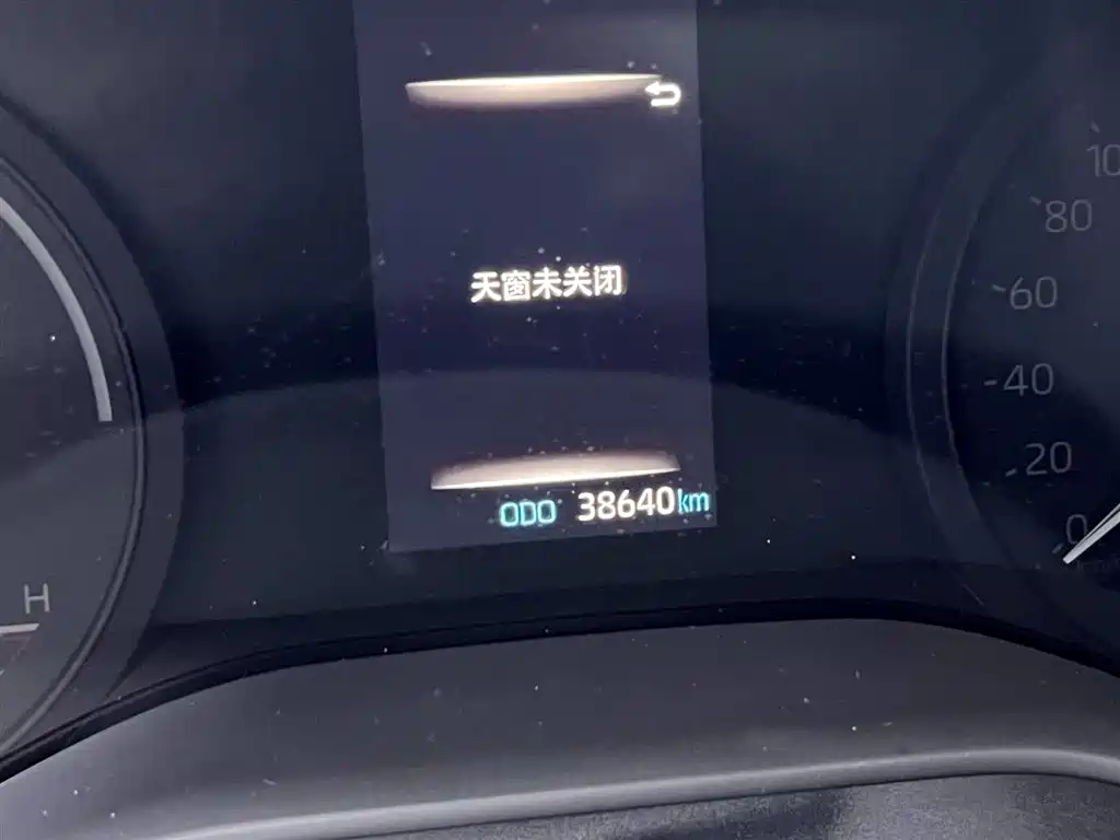 Toyota Sienna 2023 2.5L Hybrid Comfort Edition фото 13