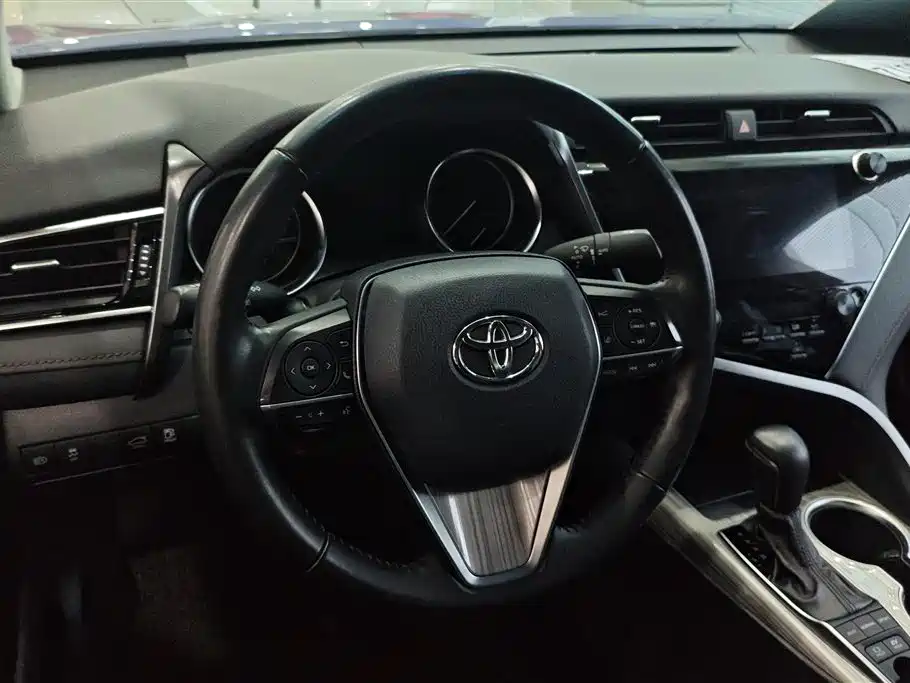 Toyota Camry 2019 Hybrid 2.5HG Luxury Edition China V фото 15