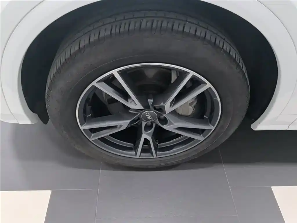 Audi Q5L 2018 45 TFSI Exclusive Fashion China VI фото 23