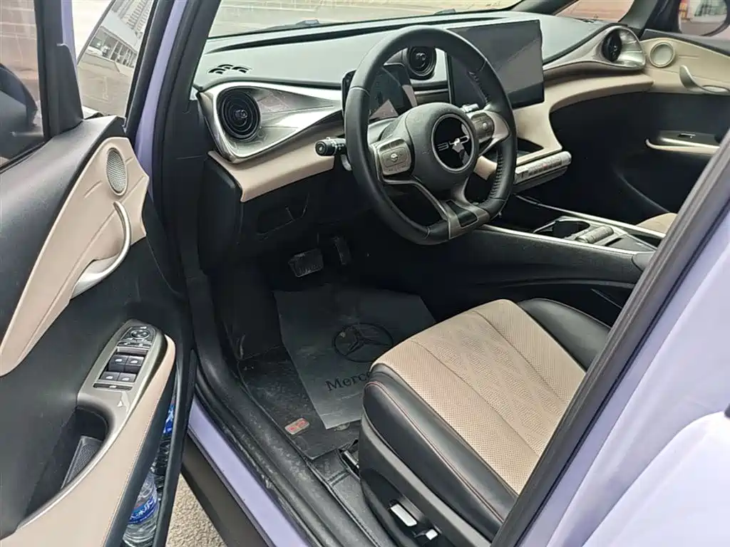 BYD Dolphin 2024 Glory Edition 420km Fashion Edition фото 16