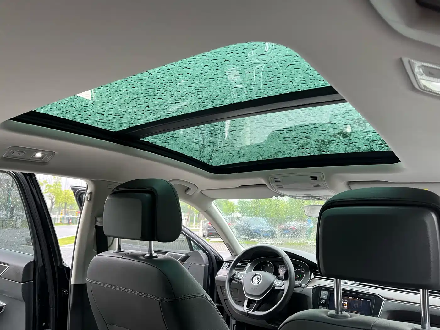 Volkswagen Magotan 2019 330TSI DSG Luxury Class China VI фото 8