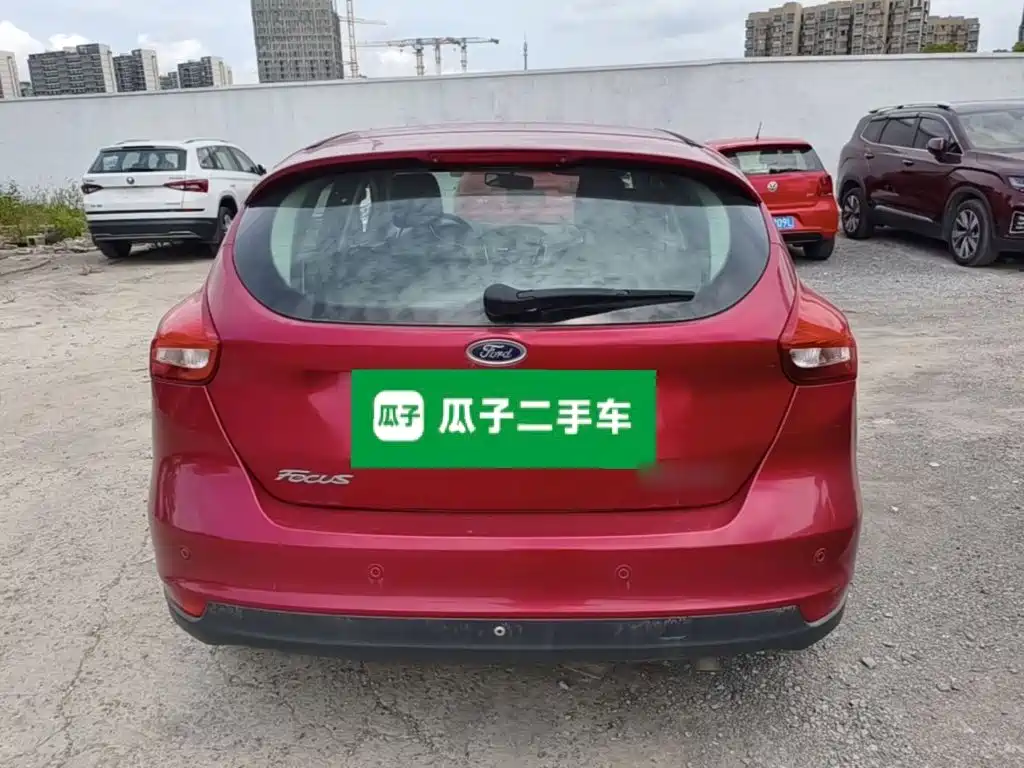 Фото 6 - Ford Focus