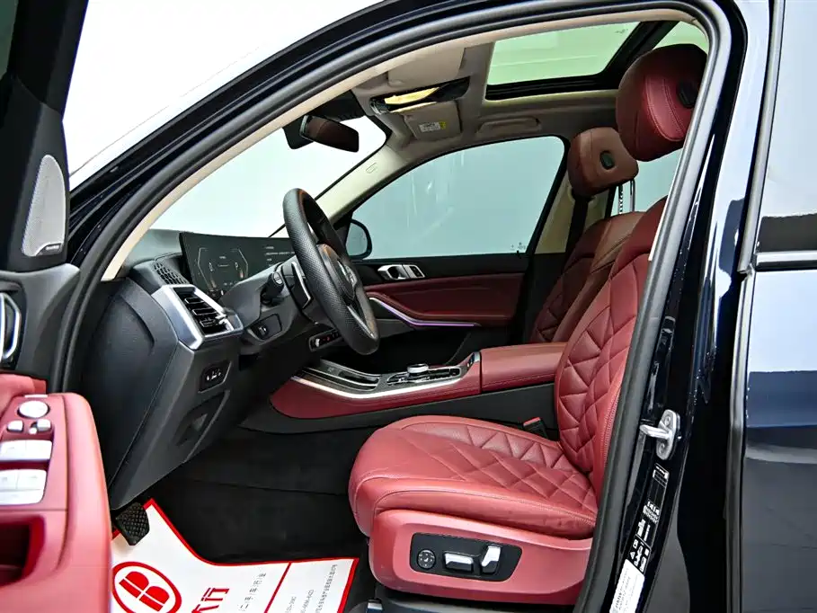BMW X5 2023 xDrive 30Li Premium M Sport Black Night Package фото 11
