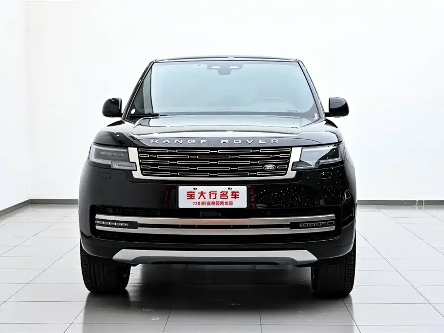 Land Rover Range Rover 2023 3.0 L6 360PS Golden Age Edition фото 3