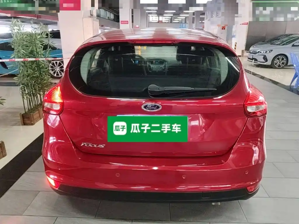 Фото 6 - Ford Focus