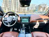 Фото 6 - Maserati Levante