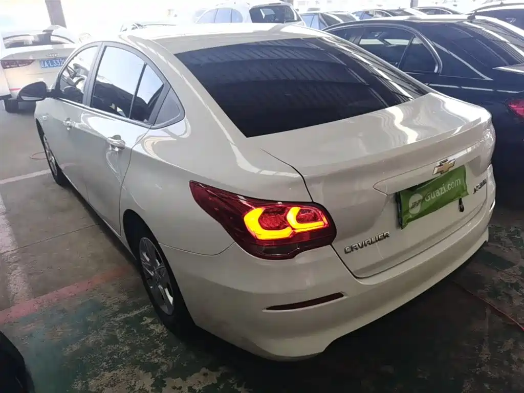 Chevrolet Cavalier 2016 1.5L Automatic Enjoyment Edition фото 5