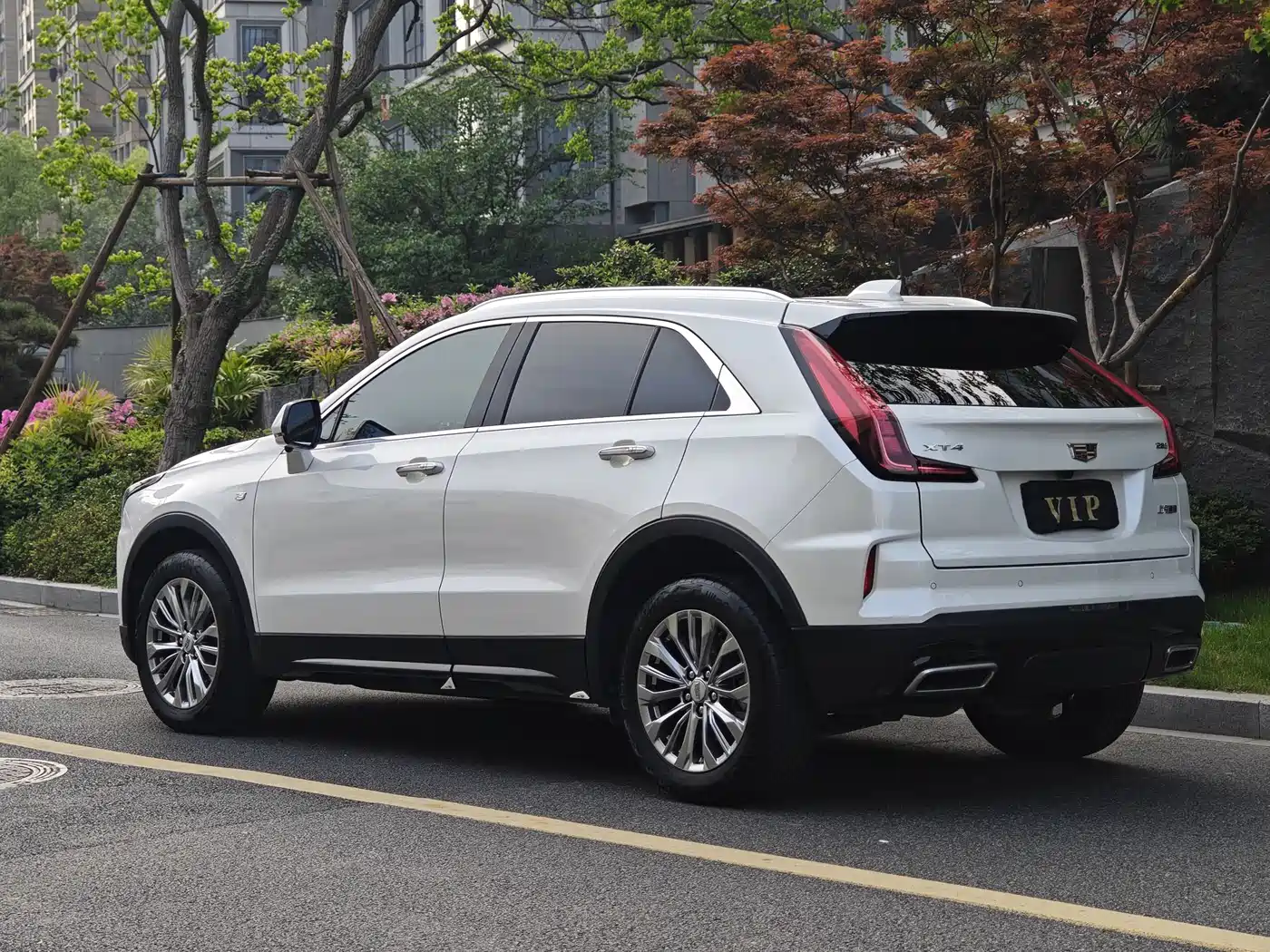 Cadillac XT4 2024 28T 2WD Luxury фото 4