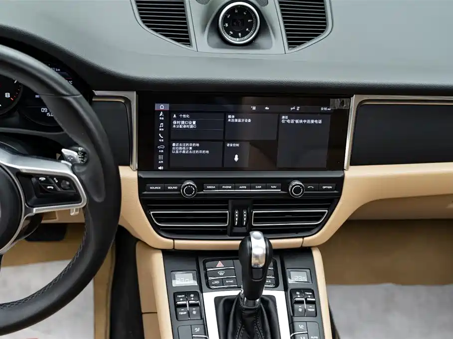 Porsche Macan 2020 Macan 2.0T фото 12