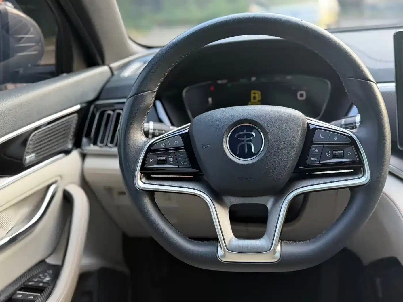 BYD Song PLUS PHEV 2021 DM-i 51KM Honor фото 12
