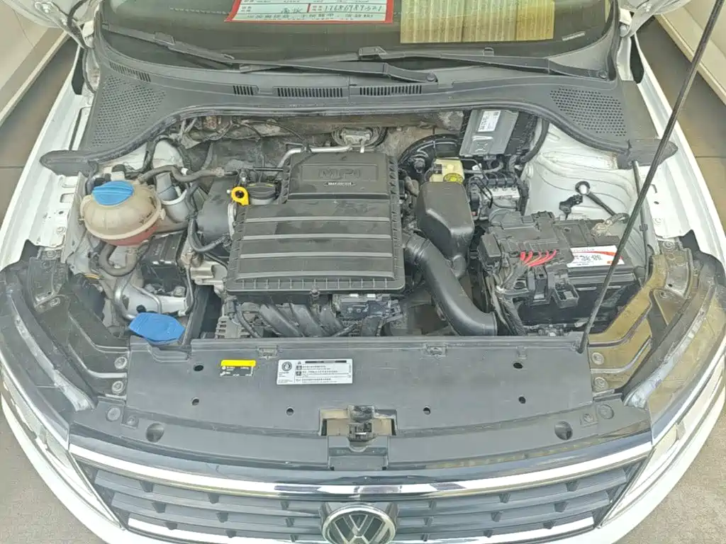 Фото 20 - Volkswagen Jetta