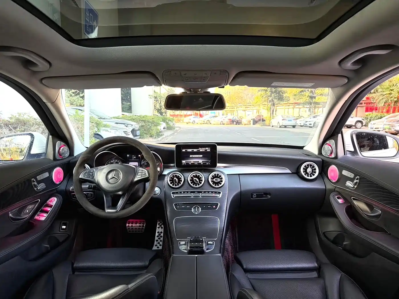 Mercedes-Benz C-Class 2015 Facelift C 200 L Sport фото 5