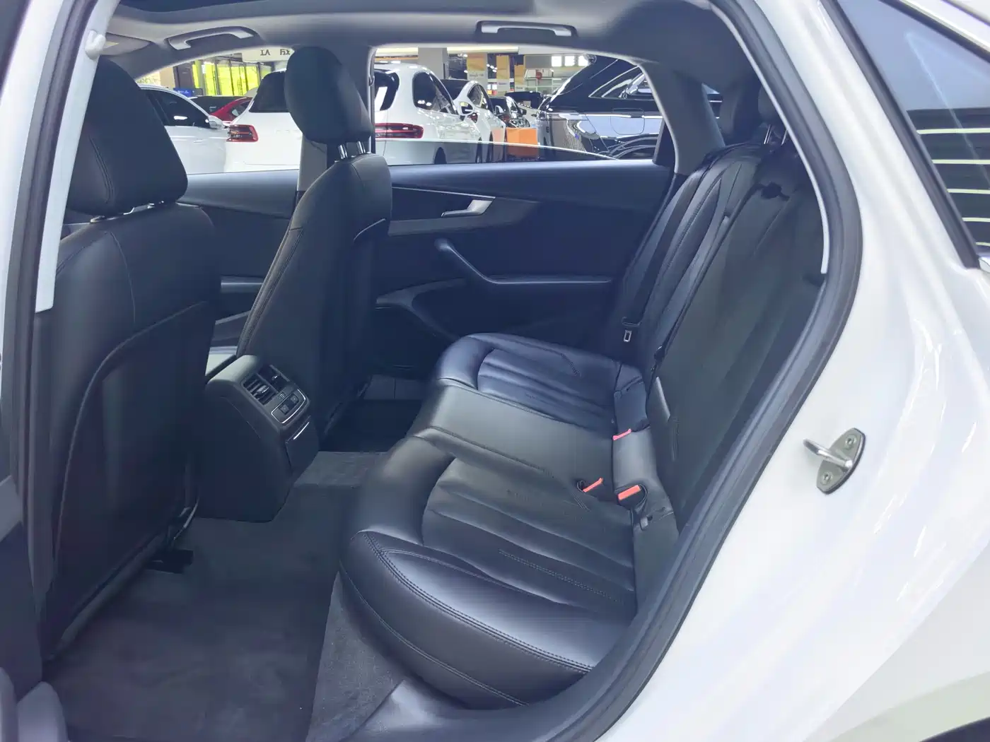 Audi A4L 2019 40 TFSI Progressive (China VI) фото 8