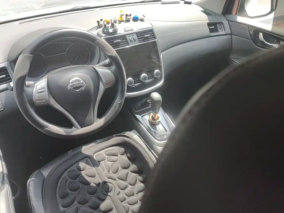 Nissan Tiida 2024 2024 1.6L CVT Cool Sport Edition