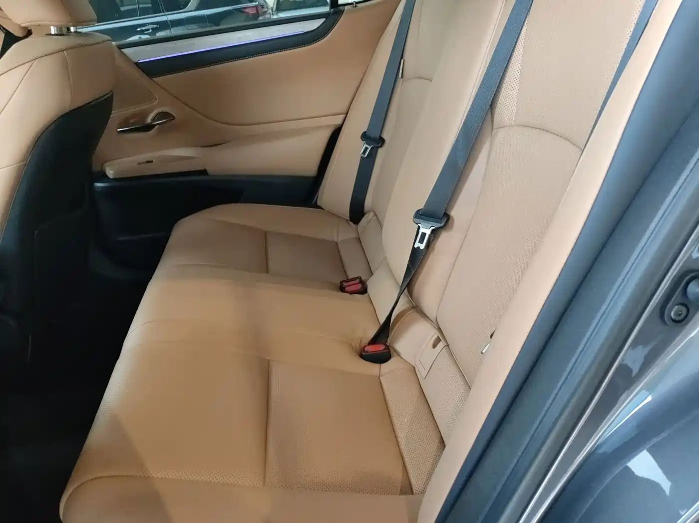 Lexus ES 2025 2025 300h Ultimate Edition