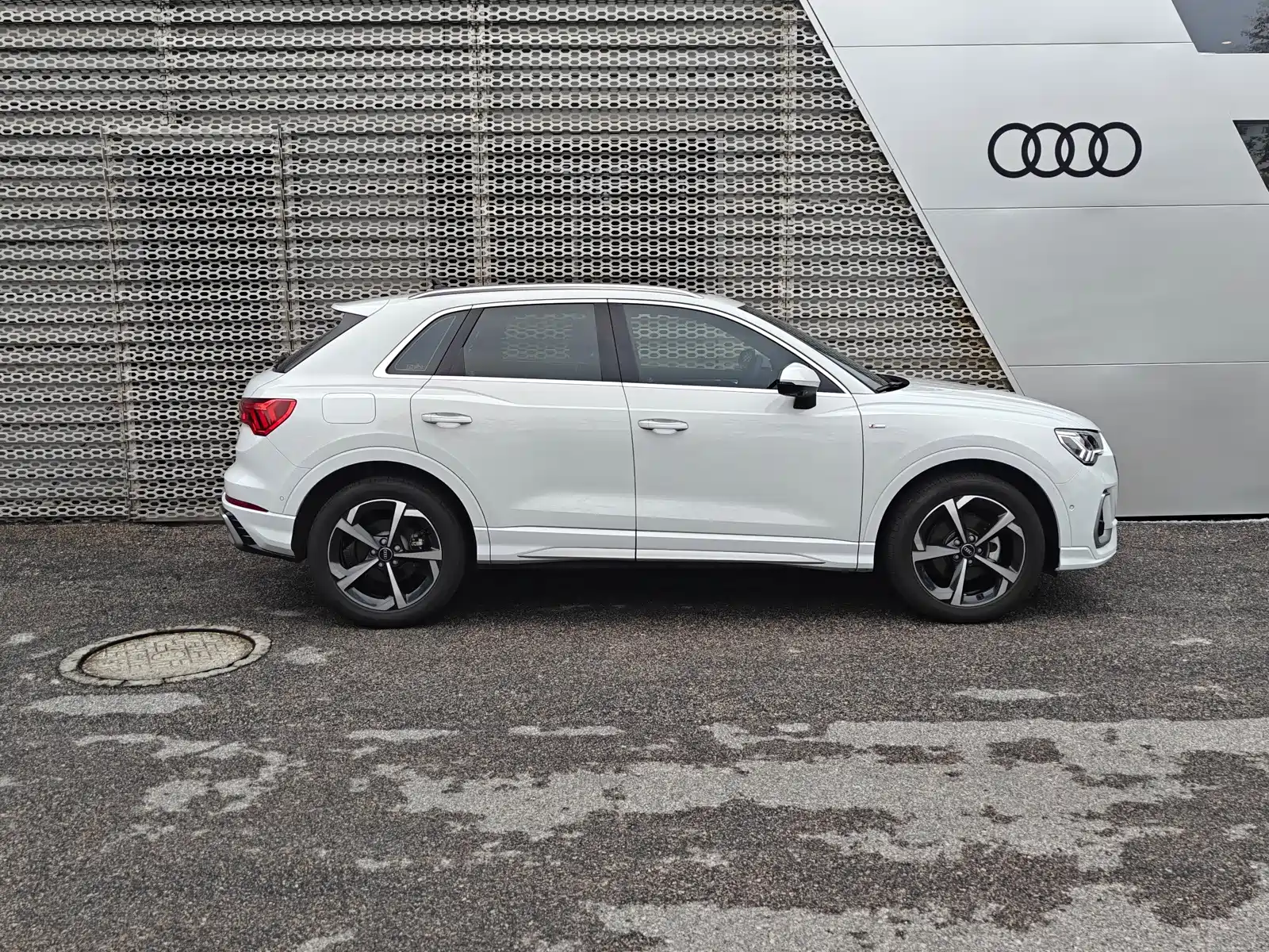 Фото 3 - Audi Q3
