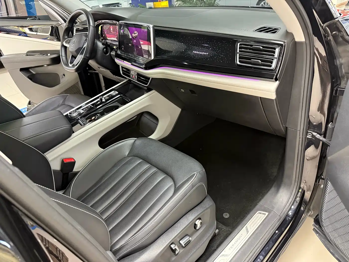 Volkswagen Teramont 2021 380TSI 4WD Premium Luxury Edition фото 8