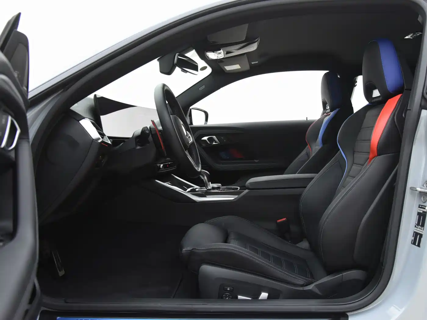 BMW M2 2023 Model M2 фото 36