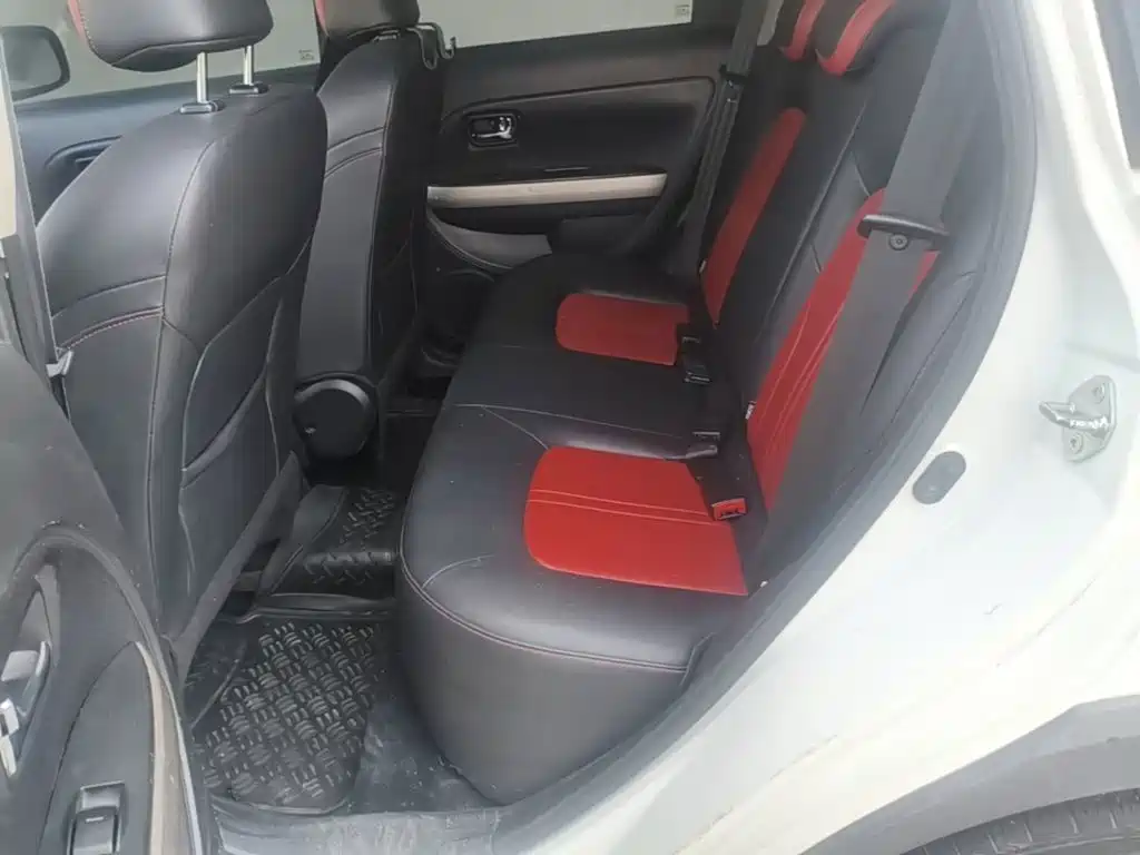 Фото 17 - Haval H1