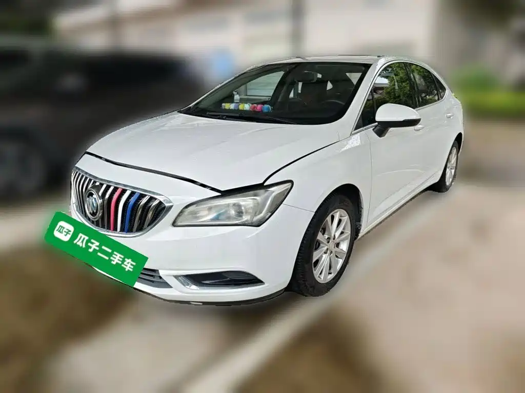 Photo 1 - Buick Verano