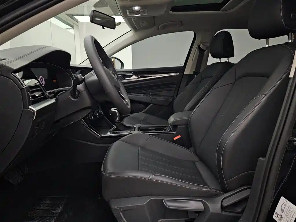 Volkswagen Passat 2024 280TSI Business Edition фото 3