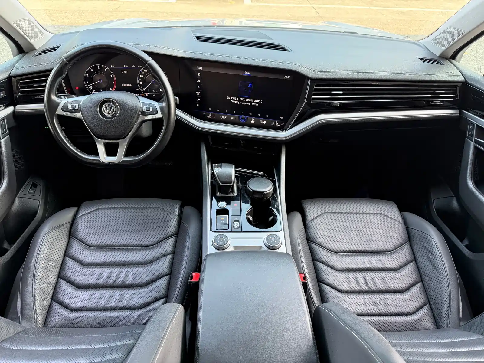 Фото 7 - Volkswagen Touareg