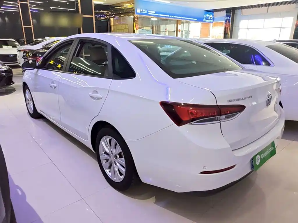Фото 5 - Buick Excelle