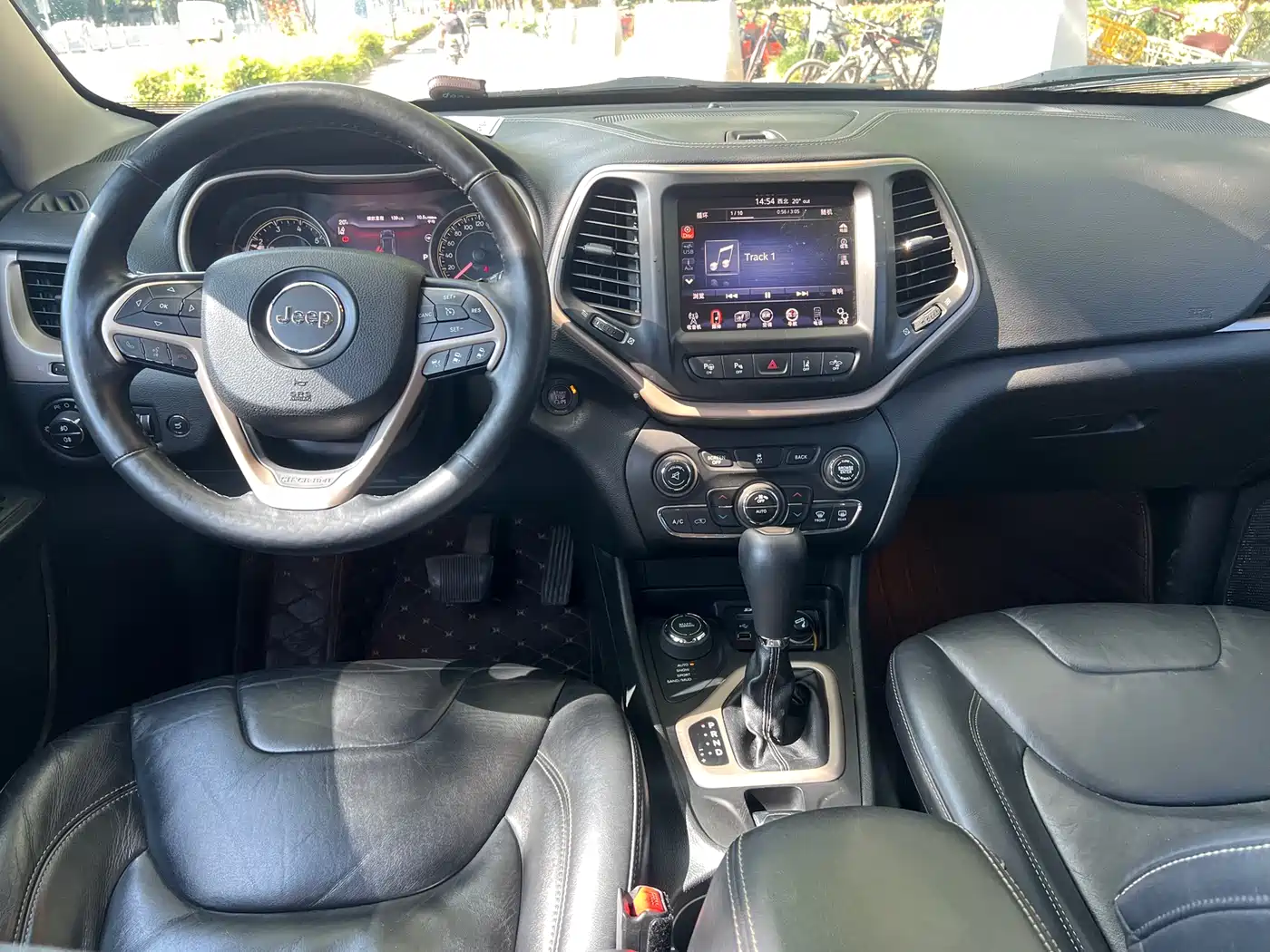 Jeep Cherokee (Import) 2015 2014 2.4L Luxury