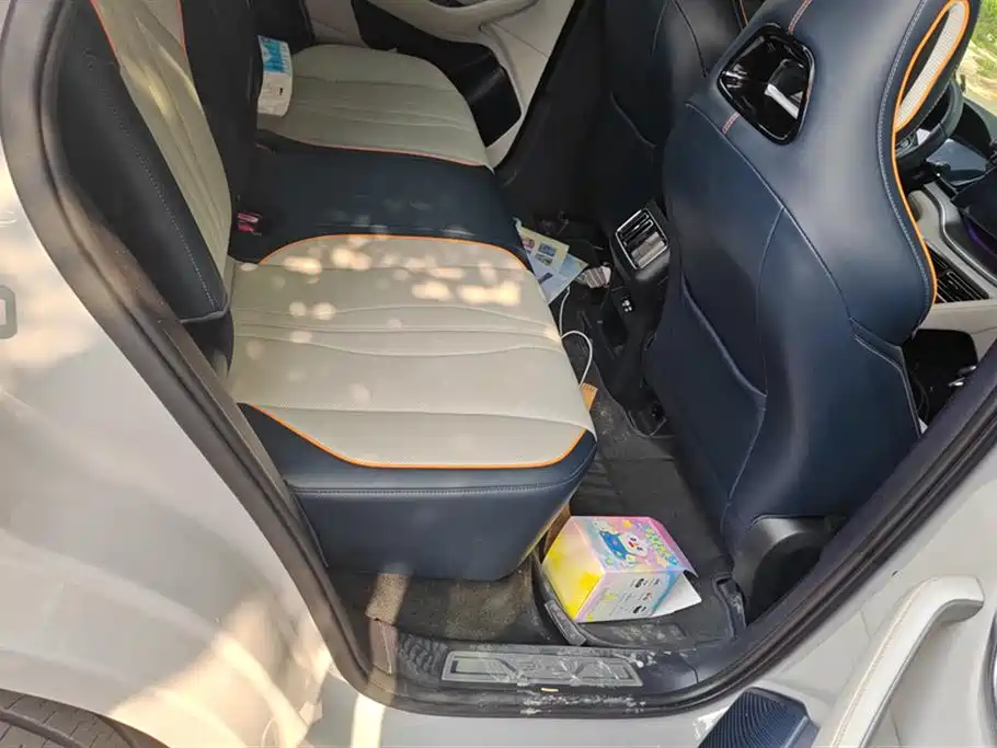 BYD Song PLUS PHEV 2024 Glory Edition DM-i 150km Flagship PLUS фото 11
