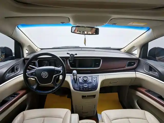 Buick GL8 2018 28T Luxury Model China VI фото 10