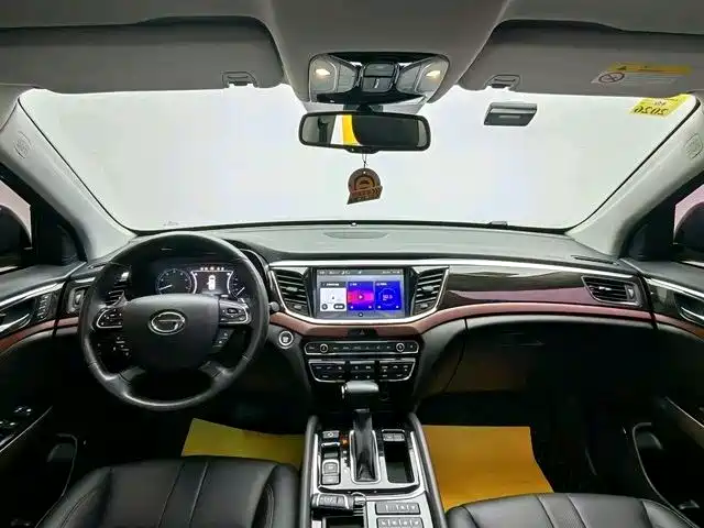 GAC Trumpchi Trumpchi GS8 2017 320T 2WD Luxury Smart Connect (7-seater) фото 10