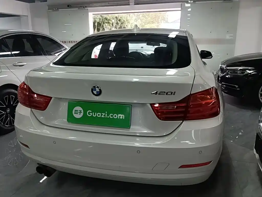 صورة 6 - BMW 4 Series