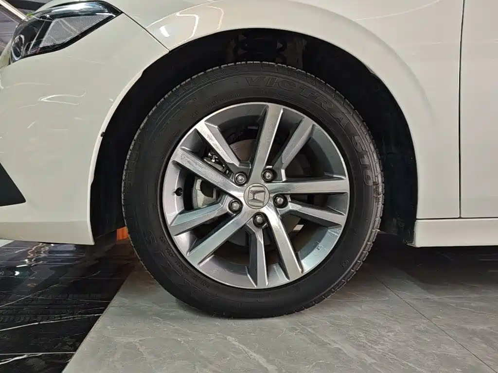 Фото 23 - Honda Civic