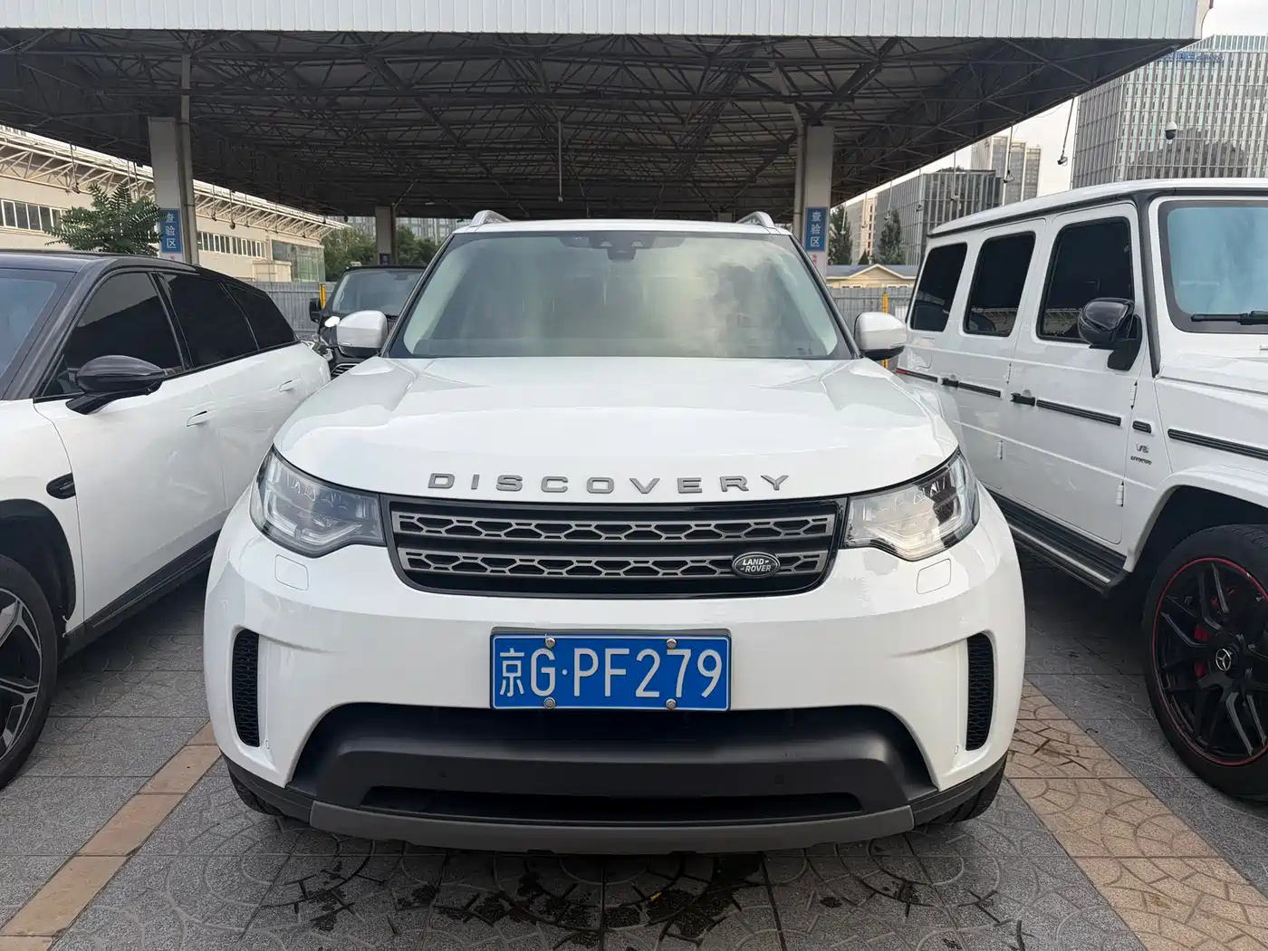 Фото 1 - Land Rover Discovery