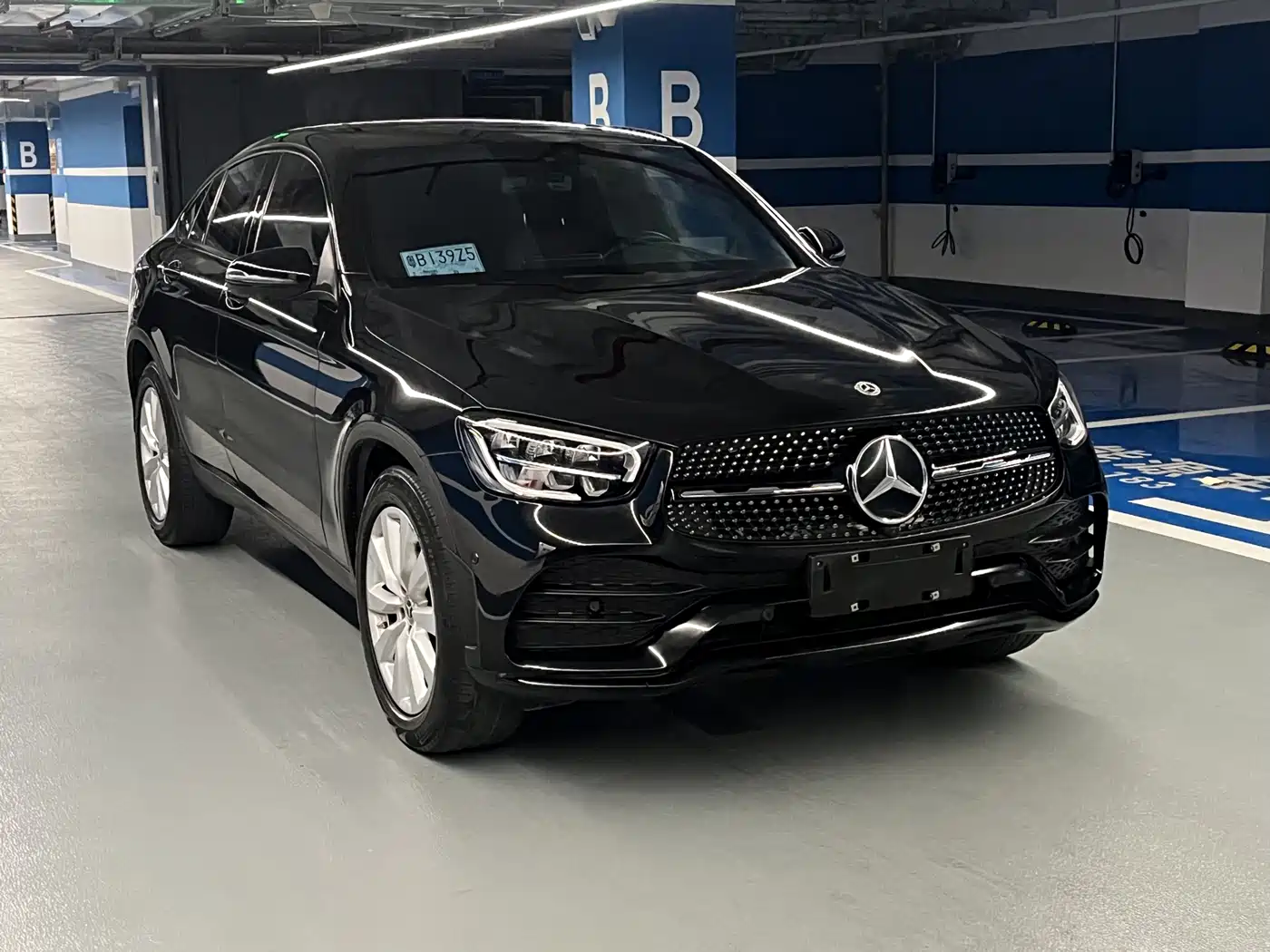 Photo 2 - Mercedes-Benz GLC Coupe